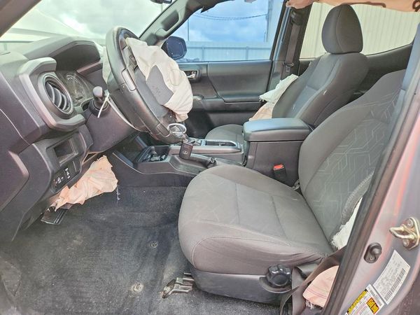 2016 TOYOTA TACOMA