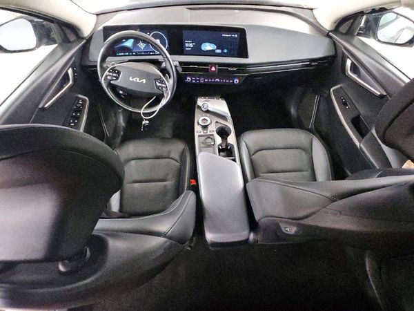 2023 KIA EV6 Light, Wind