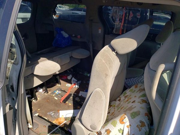 2015 TOYOTA SIENNA