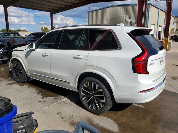 2026 VOLVO XC90 Plus Bright