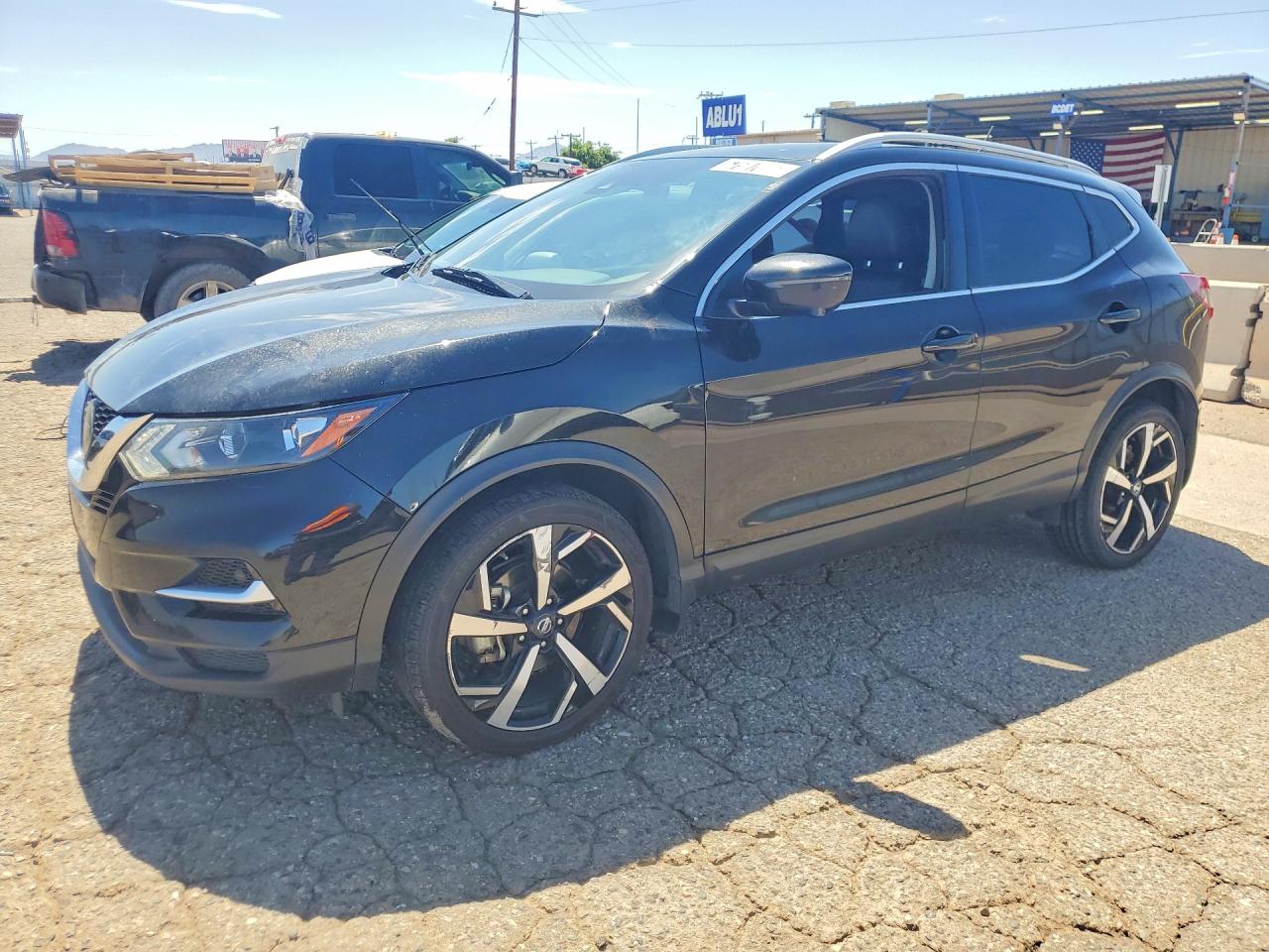 2022 NISSAN ROGUE SPORT SL