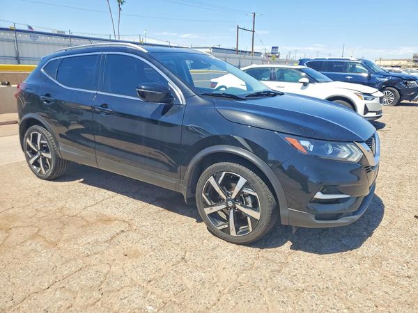 2022 NISSAN ROGUE SPORT SL