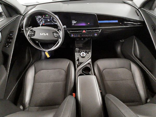 2023 KIA NIRO Wind