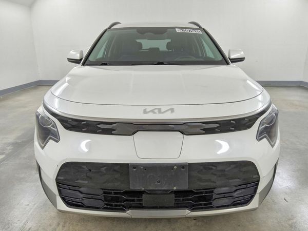 2023 KIA NIRO Wind