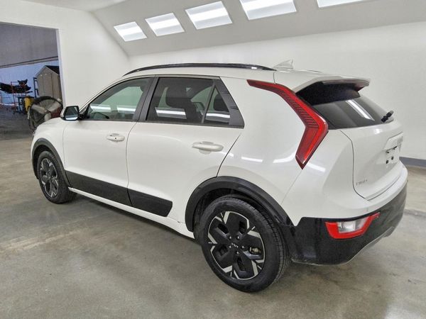 2023 KIA NIRO Wind