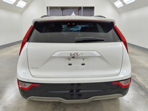 2023 KIA NIRO Wind