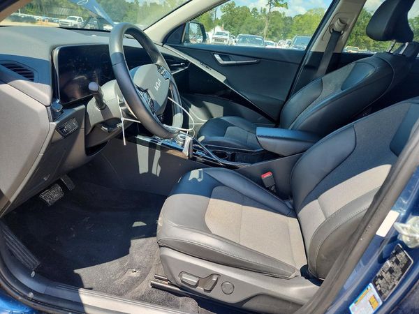 2023 KIA NIRO Wind — DENT
