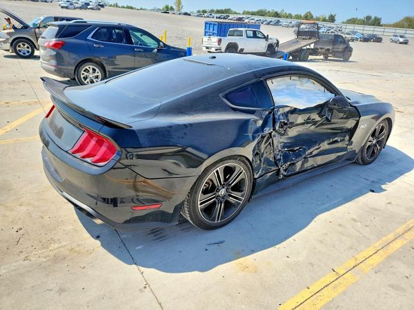 2018 FORD MUSTANG