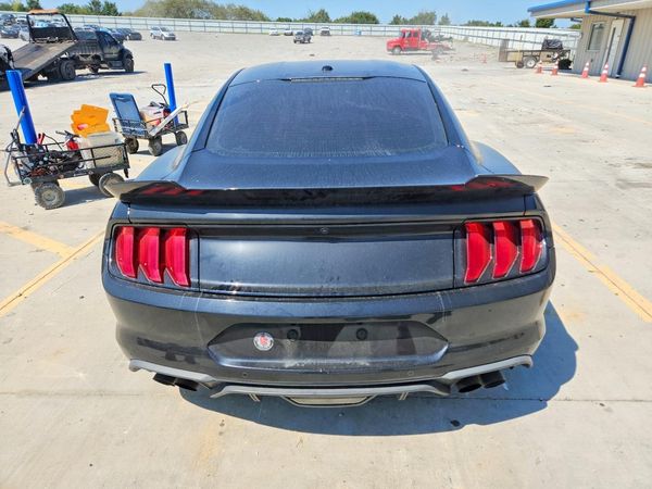 2018 FORD MUSTANG