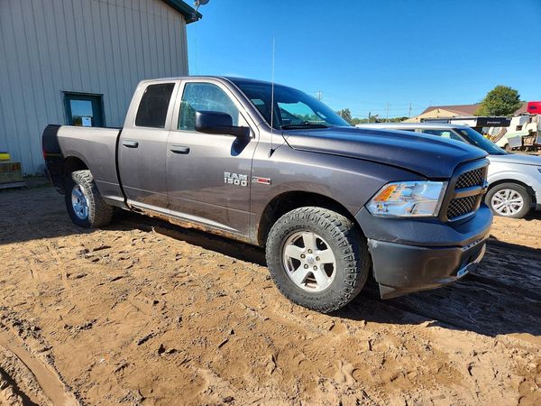 2015 RAM 1500 ST — Passenger 3/4