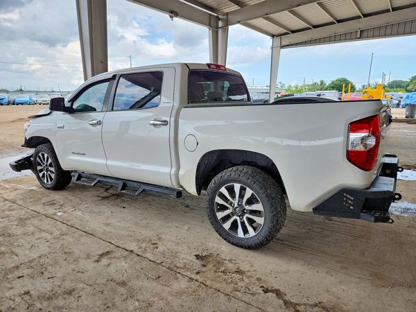 2018 TOYOTA TUNDRA