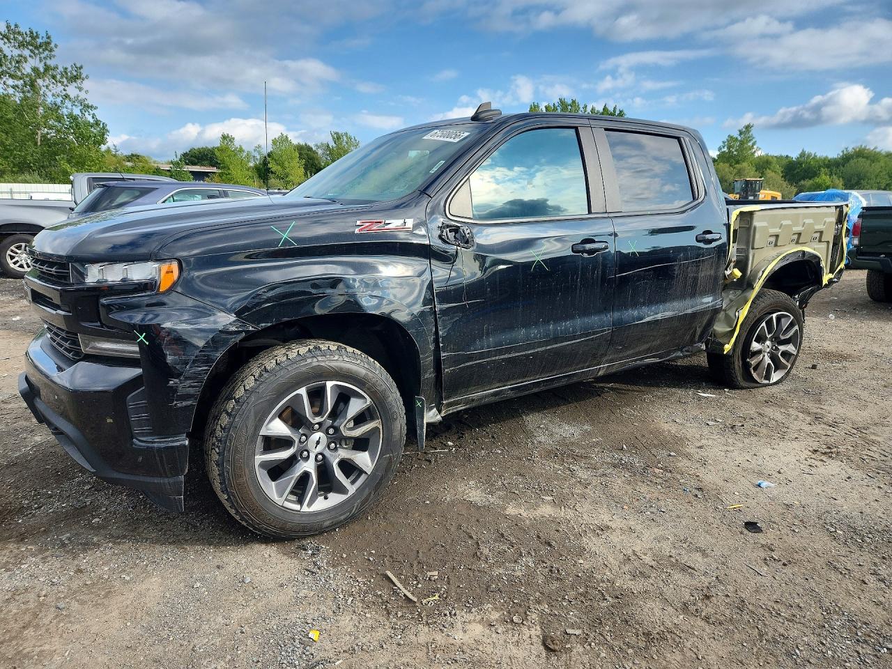2021 CHEVROLET SILVERADO RST — Front 3/4