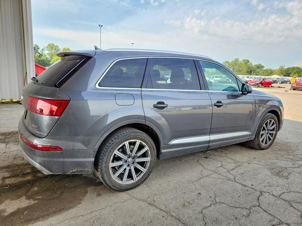 2018 AUDI Q7 quattro Prestige