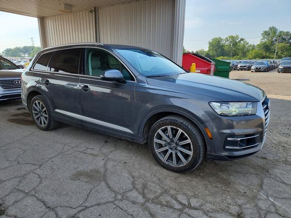 2018 AUDI Q7 quattro Prestige