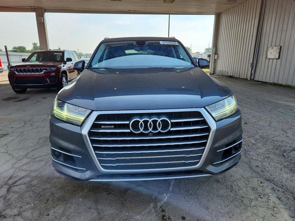 2018 AUDI Q7 quattro Prestige