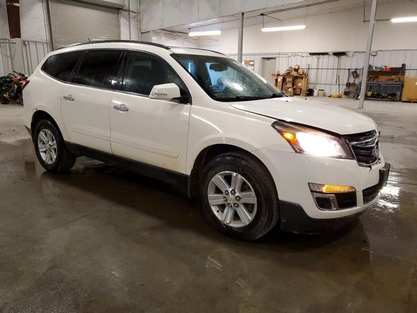 2013 CHEVROLET TRAVERSE 2LT