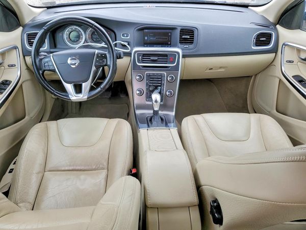 2013 VOLVO S60