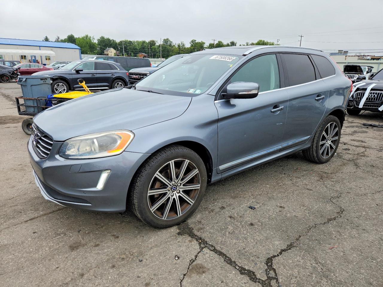 2016 VOLVO XC60