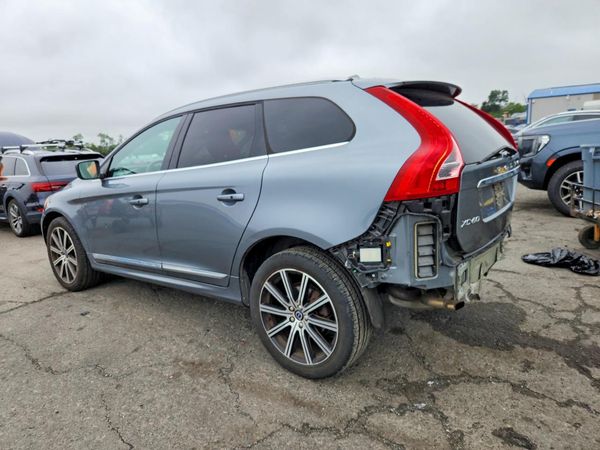 2016 VOLVO XC60