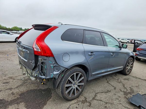2016 VOLVO XC60