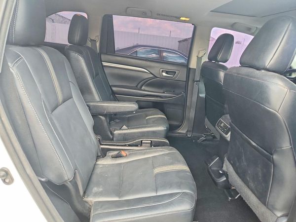 2017 TOYOTA HIGHLANDER