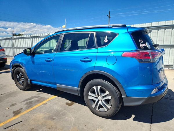 2017 TOYOTA RAV4 LE