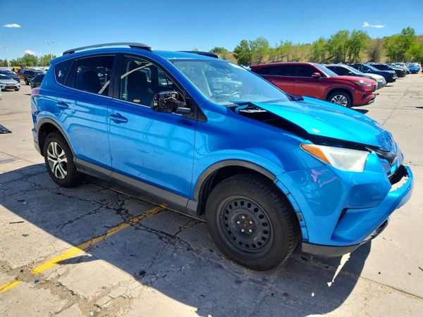 2017 TOYOTA RAV4 LE
