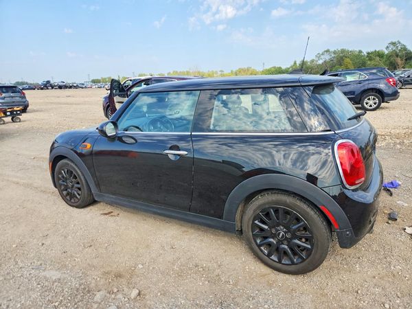 2017 MINI COOPER
