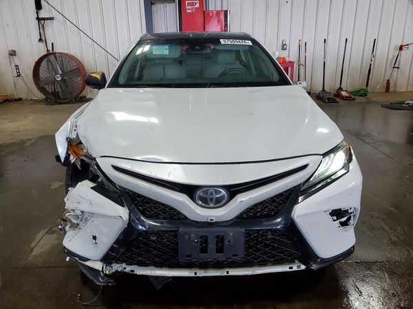 2018 TOYOTA CAMRY — DIRF