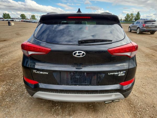 2017 HYUNDAI TUCSON