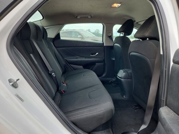 2023 HYUNDAI ELANTRA Blue