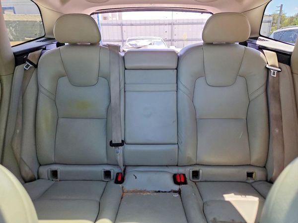 2019 VOLVO XC60