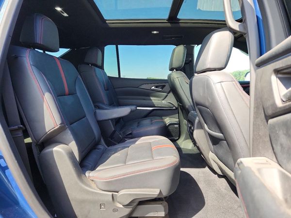 2025 CHEVROLET TRAVERSE RS