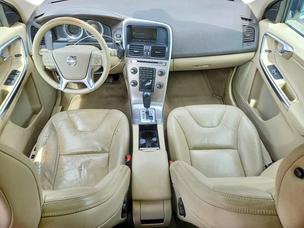 2012 VOLVO XC60