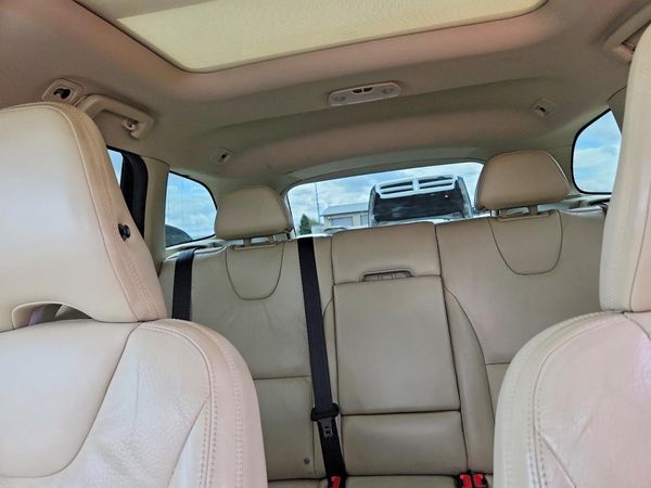 2012 VOLVO XC60