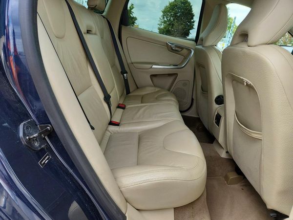 2012 VOLVO XC60