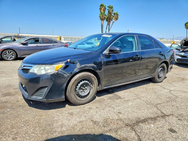 2012 TOYOTA CAMRY