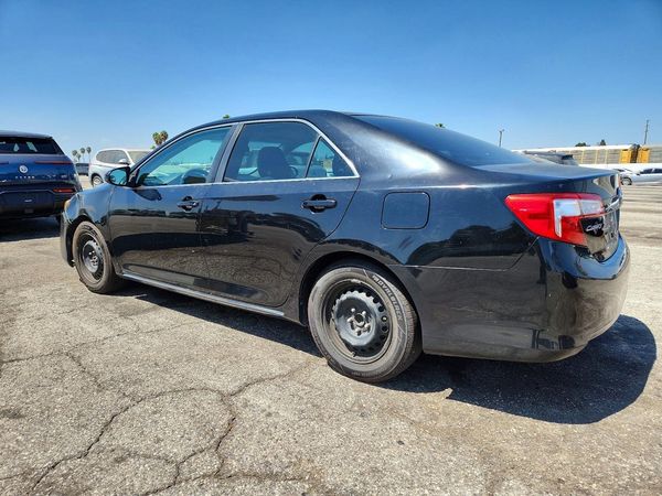 2012 TOYOTA CAMRY