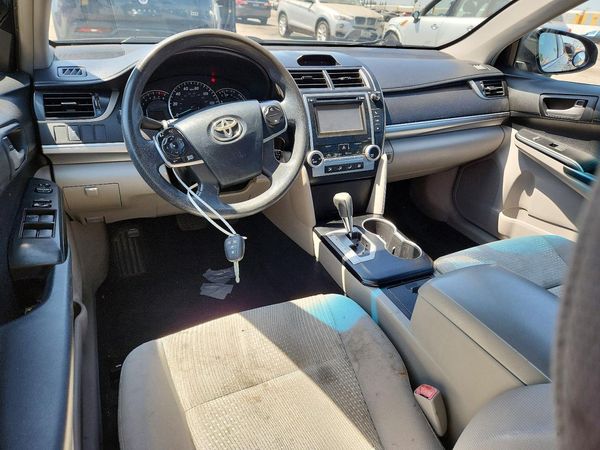 2012 TOYOTA CAMRY