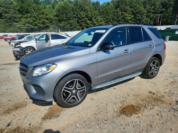 2016 MERCEDES-BENZ GLE GLE400 — Front 3/4