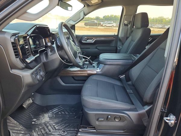 2023 CHEVROLET SILVERADO RST — DENT