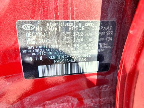 2012 HYUNDAI ELANTRA