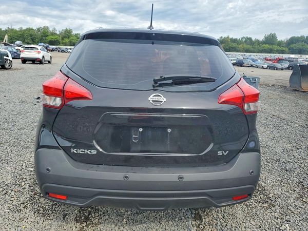 2020 NISSAN KICKS