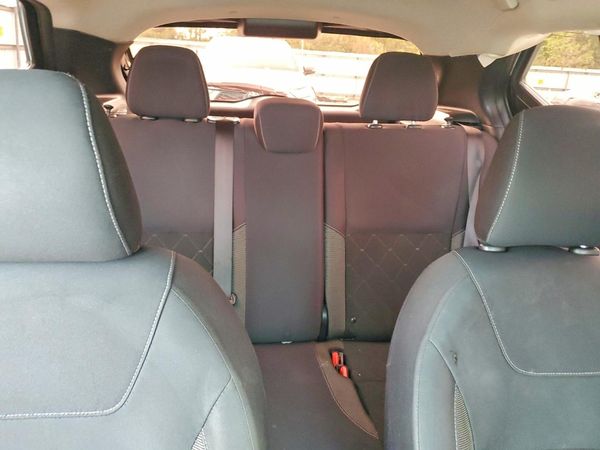 2020 NISSAN KICKS