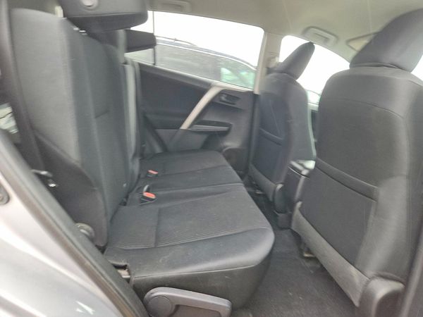 2016 TOYOTA RAV4 LE (X Grade)