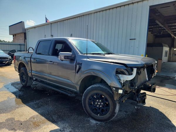 2025 FORD F150