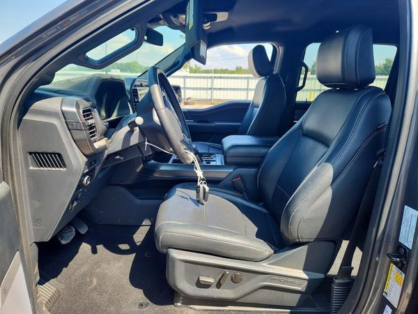 2025 FORD F150
