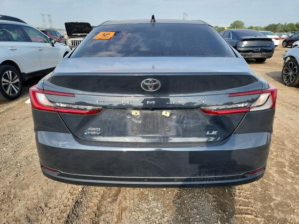 2025 TOYOTA CAMRY