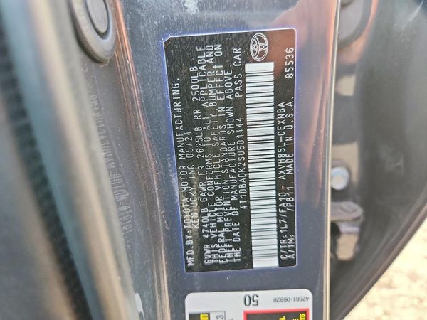 2025 TOYOTA CAMRY