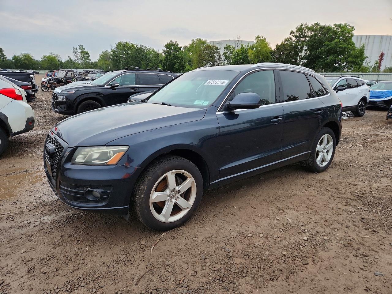 2012 AUDI Q5 Premium Plus